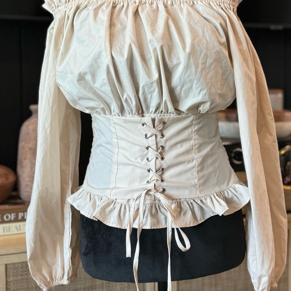 Renaissance corset style top - Picture 6 of 12